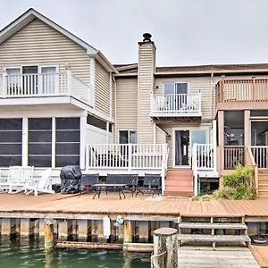 canal-front-retreat-with-dock-walk-to-beach.ocean-city-hotels.net/